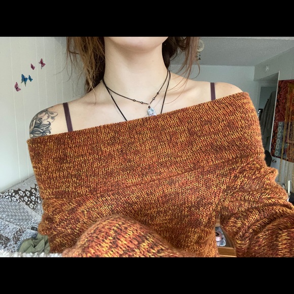 🍊🦊 shoulder top - Picture 2 of 3